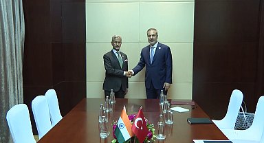 Bakan Fidan, Laos'ta ikili temaslarına devam ediyor