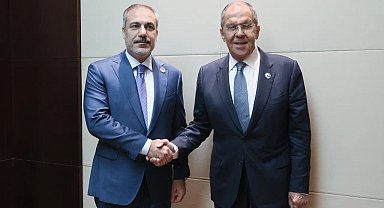 Bakan Fidan, Laos'ta Lavrov ile bir araya geldi
