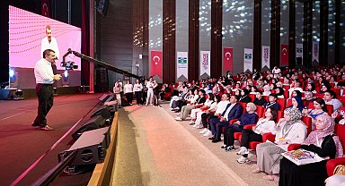 Bakan Tekin: Biz eğitim-öğretim sürecinde üstümüze ne düşerse yapmaya hazırız