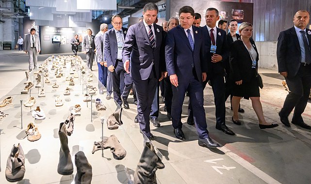 Bakan Tunç, Srebrenitsa Soykırımı anma programına katıldı