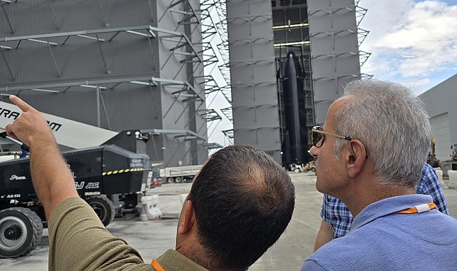 Bakan Uraloğlu, Spacex'in Teksas'taki Üretim ve Fırlatma Tesisini inceledi
