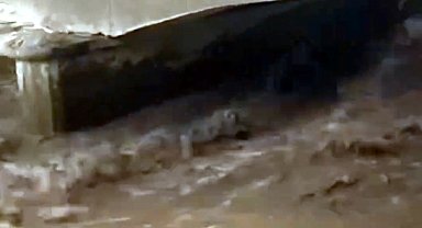 Bakan Yerlikaya: Samsun'daki kuvvetli yağışta mahsur kalan 34 vatandaşımız tahliye edildi