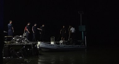 Balık tutmak için açıldıkları kayık battı: 2 ölü