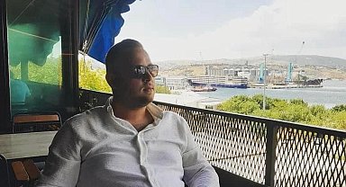 Balıkesir'de otomobil TIR'a çarptı: 3 ölü, 1 yaralı