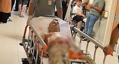 Bir hafta önce ayrıldığı fabrikadaki 2 arkadaşını bıçaklayıp kaçtı