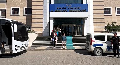 Bitlis'te sosyal medya üzerinden anlaştıkları kişilerle fuhuş yapanlara operasyon