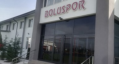 Boluspor, tepkilerin ardından Bekir İrtegün ile anlaşmasını iptal etti