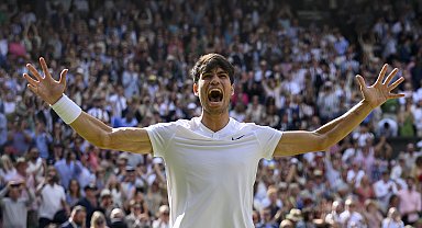 Carlos Alcaraz, Wimbledon'da üst üste ikinci kez şampiyon