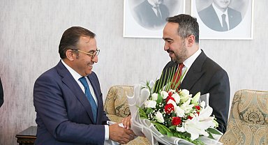 Çevre, Şehircilik ve İklim Değişikliği Bakanlığı'nda, devir teslim törenleri gerçekleştirildi