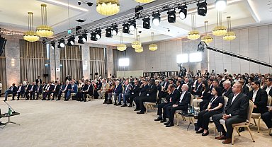 Cumhurbaşkanı Aliyev, Şuşa'daki 2. Küresel Medya Forumuna katıldı