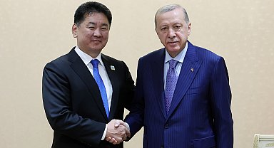 Cumhurbaşkanı Erdoğan, Moğolistan Cumhurbaşkanı Khurelsukh ile görüştü