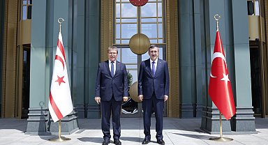 Cumhurbaşkanı Yardımcısı Yılmaz, KKTC Başbakanı Üstel ile görüştü