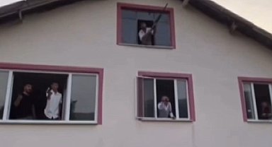 Düğünde havaya ateş açıp o anları sosyal medyada paylaşanlara para cezası