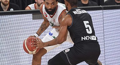 Eski Karşıyakalı Hilliard İspanya'da