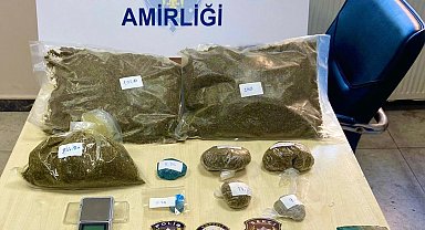 Evde 2,5 kilo bonzai ele geçirildi; 4 gözaltı