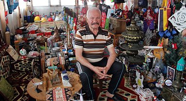 Evinin her köşesi hediyelik eşya ile dolu