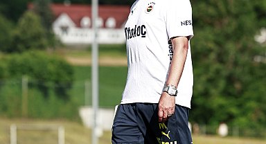 Fenerbahçe günü çift antrenmanla tamamladı