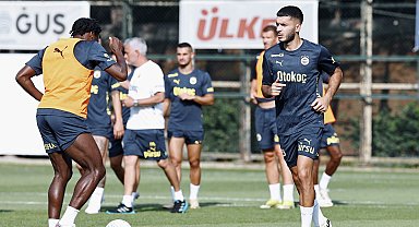 Fenerbahçe'de Oğuz Aydın ilk antrenmanına çıktı