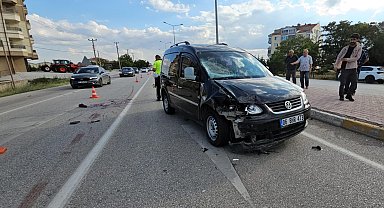 Hafif ticari aracın çarptığı bisikletli emekli polis öldü
