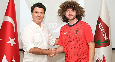 Hatayspor, savunma oyuncusu Burak Yılmaz ile sözleşme yeniledi