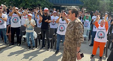 Iğdır Emniyet Müdürü'nden belediyede işten çıkarılan eylemcilere 'itidal' çağrısı