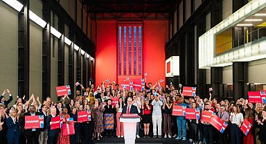 İngiltere'de İşçi Partisi'nin zaferi sonrası dünya liderlerinden tebrik mesajları