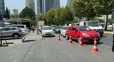 İstanbul - Araç muayene istasyonlarında da yoğunluk oluştu