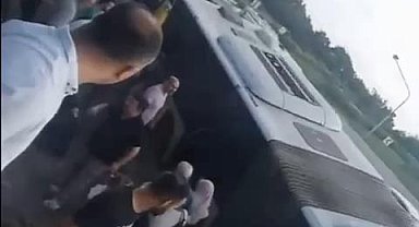 İstanbul - Arnavutköy'de İETT otobüsü yol kenarındaki boşluğa düştü-1