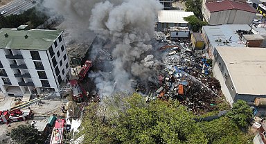 İstanbul- Avcılar'da geri dönüşüm tesisinde çıkan yangın kontrol altına alındı -3