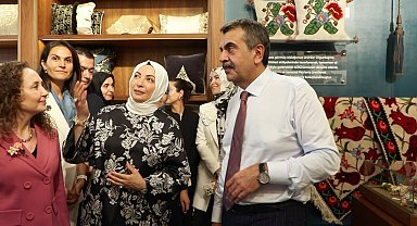 İstanbul-Bakan Yusuf Tekin Olgunlaşma Enstitüleri'nin sergi açılışına katıldı