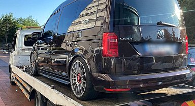 İstanbul - Beykoz'da aracının bütün kapılarını açarak ilerleyen sürücüye 2 bin 70 lira ceza