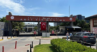 İstanbul - Beylikdüzü'nde denize düşerek ölen Selçuk Mahanoğlu'nun cenazesi Adli Tıp'tan alındı