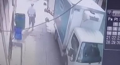 İstanbul - Esenler'de tartıştığı kişiyi Bağcılar'a kadar takip edip arkadaşlarıyla darbetti; o anlar kamerada