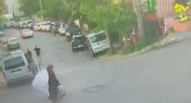 İstanbul - Gaziosmanpaşa'da çocuğuyla ilgilendiği sırada ziynet eşyası dolu poşetini çaldırdı