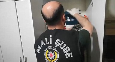 İstanbul - İstanbul merkezli 2 ilde başkasının silah ruhsatıyla sağlık kurulundan geçen şüphelilere operasyon: 8 gözaltı