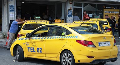 İstanbul- İstanbul'da taksiciler taksimetrelerini güncellemeye başladı