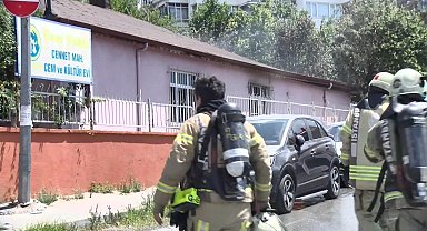 İstanbul - Küçükçekmece'de Cemevi ve Kültür Merkezi'ndeki yangın söndürüldü