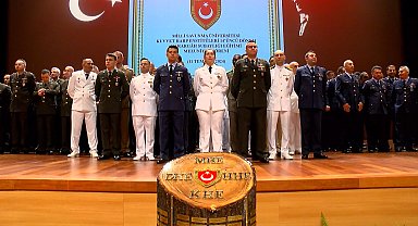 İstanbul - Milli Savunma Üniversitesi'nde meuzniyet heyecanı
