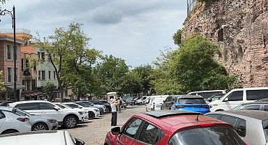 İstanbul - Sultanahmet ve Kadıköy'deki tarihi Roma eserlerinin önü otopark oldu