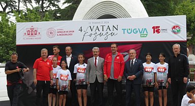 İstanbul - Üsküdar'da yüzlerce sporcu 15 Temmuz Şehitleri için koştu