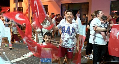 İstanbul'da A Milli Futbol Takımı'nın galibiyeti coşkuyla kutlandı