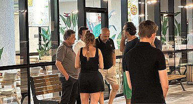 İzmir Seferihisar açıklarındaki teknede yangının ardından patlama: 6 yaralı - Yeniden