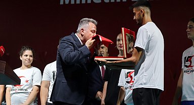 İzmir'de 15 Temmuz Demokrasi ve Milli Birlik Günü etkinliği