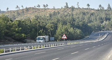 İzmir'de orman yangını, 2 mahalle boşaltıldı