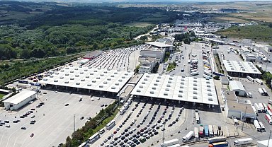 Kapıkule'de bir yanda sevinç, bir yanda hüzün