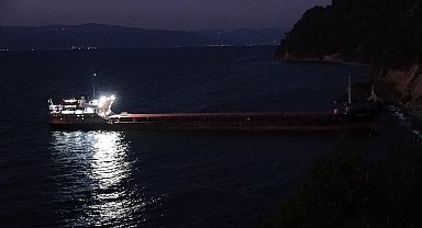 Kaptan uyudu, gemi karaya oturdu