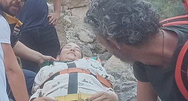 Kayseri'de kanyonda yürüyüş yaparken yaralanan İtalyan turist 1.5 saatte kurtarıldı