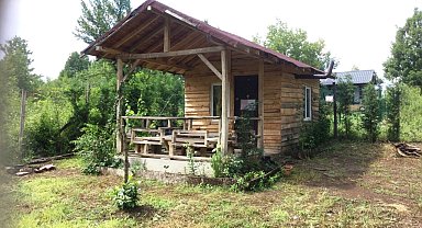 Kocaeli'de kaçak bungalov ve benzeri 11 yapı yıkıldı