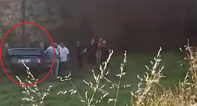 Köprü korkuluklarını aşan otomobil dere yatağına düştü: 1 yaralı