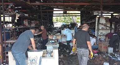 Malatya'da konteyner iş yerleri yanan 25 esnaf, mağduriyetlerinin giderilmesini istedi